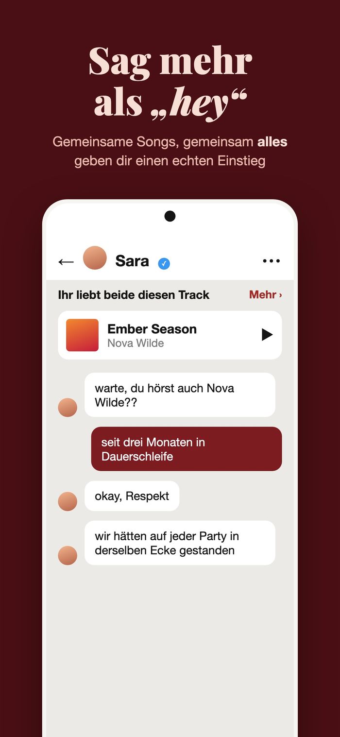 Ein Flame-Chat, in dem beide denselben Song mögen, mit Ember Season von Nova Wilde oben angeheftet